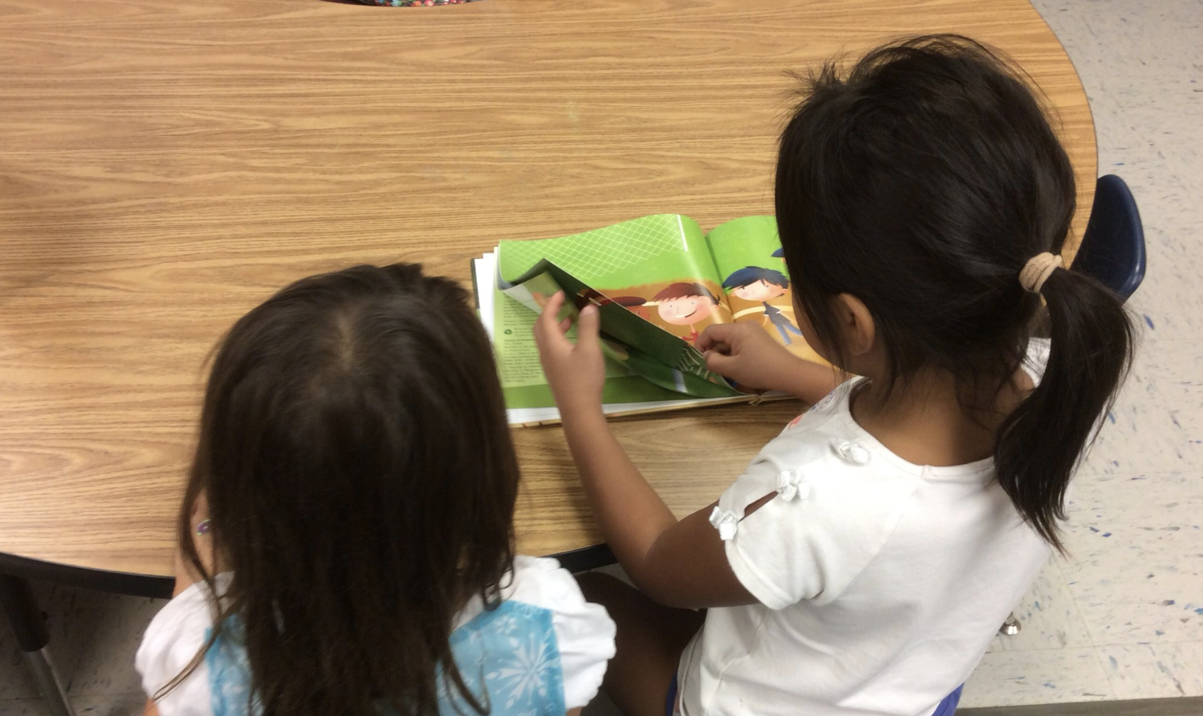 Award-Winning Virginia Educator Shares Her Secret To Teaching Children To Read