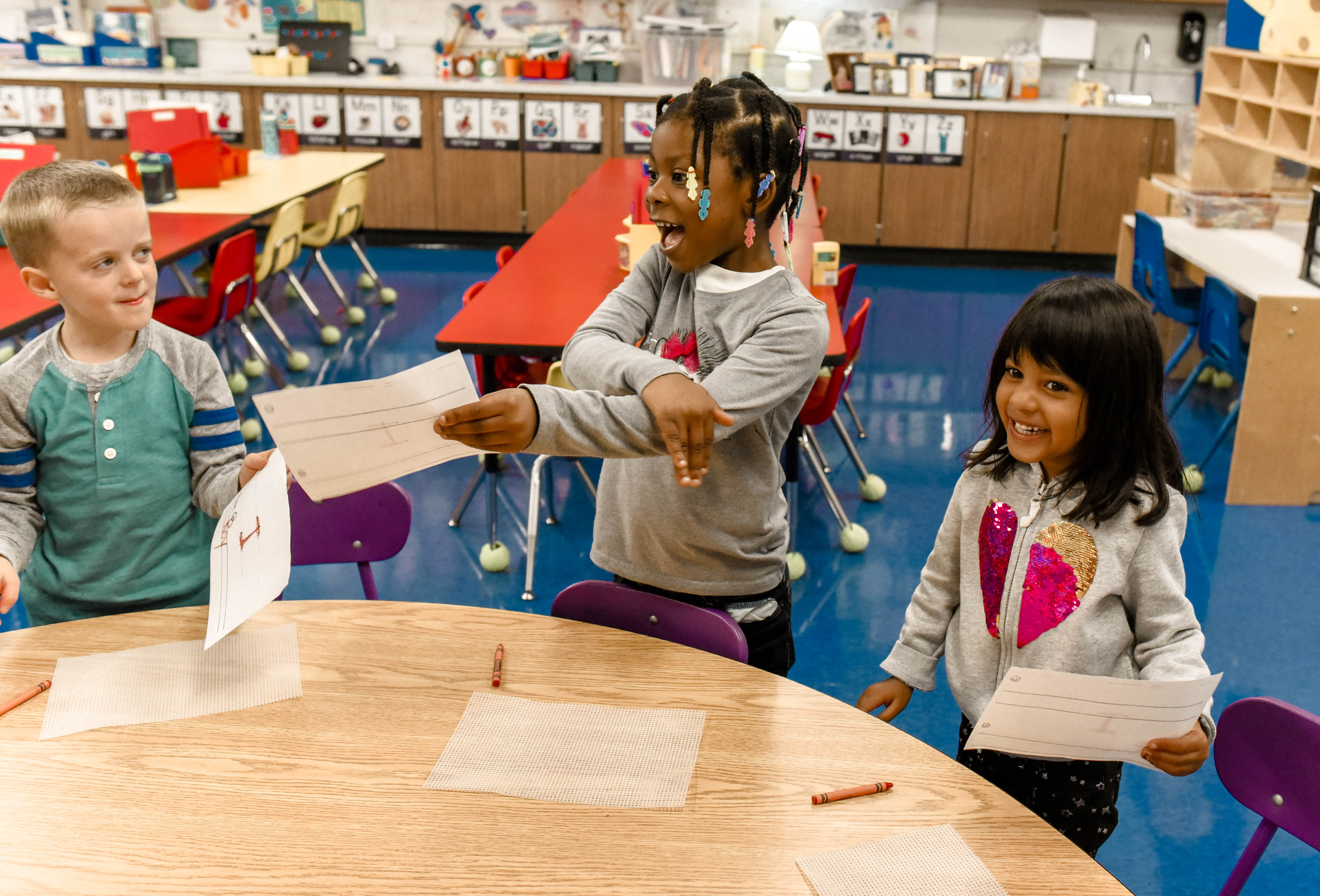 Student's using arm tapping.